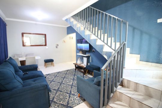 Sala de casa à venda com 3 quartos, 356m² em Km 18, Osasco