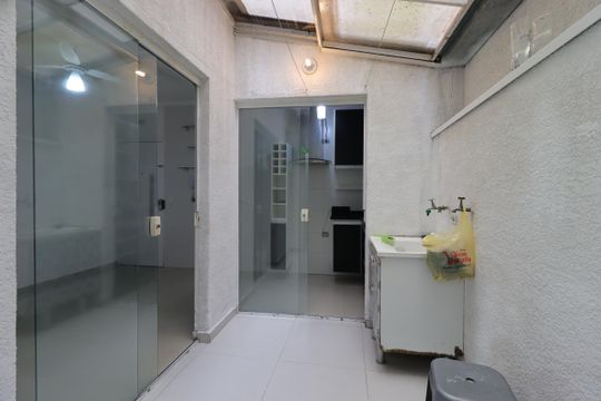 Área de Serviço de apartamento para alugar com 2 quartos, 48m² em Campestre, Santo André