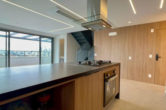 Cozinha de apartamento à venda com 2 quartos, 139m² em Pinheiros, São Paulo