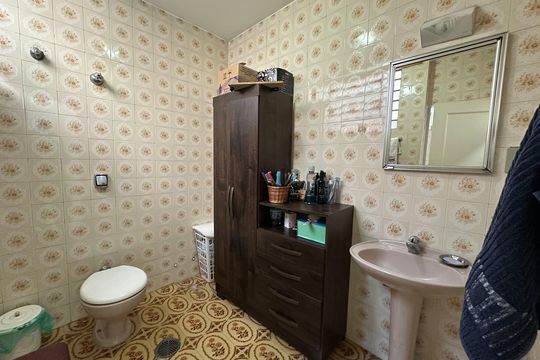 Banheiro Social de casa à venda com 2 quartos, 120m² em Pompeia, São Paulo
