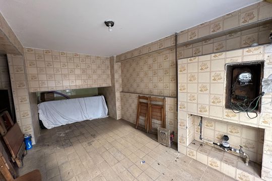Garagem de casa à venda com 2 quartos, 120m² em Pompeia, São Paulo