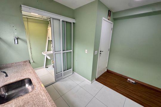 Cozinha de apartamento à venda com 2 quartos, 66m² em Santo Amaro, São Paulo