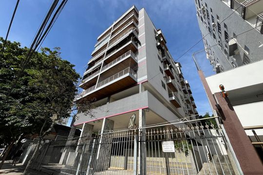 Fachada de apartamento à venda com 3 quartos, 256m² em Pechincha, Rio de Janeiro