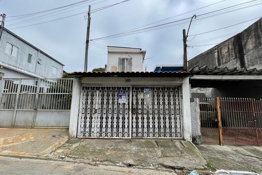 Fachada de casa à venda com 5 quartos, 250m² em Parque Cisper, São Paulo