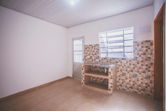 Cozinha de casa para alugar com 1 quarto, 40m² em Bosque da Saúde, São Paulo