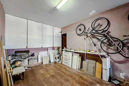 Garagem de casa à venda com 5 quartos, 187m² em Vila Libanesa, São Paulo
