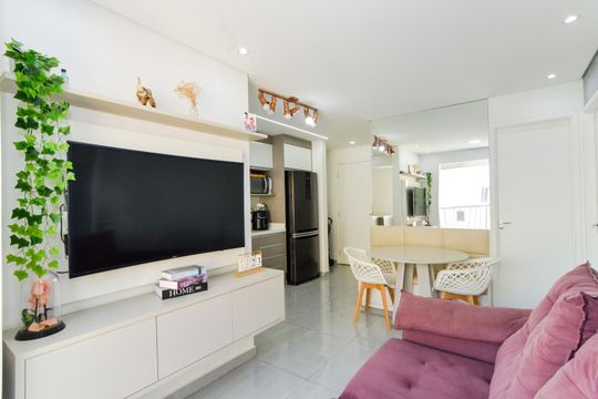Sala de apartamento à venda com 2 quartos, 43m² em Vila Itapegica, Guarulhos