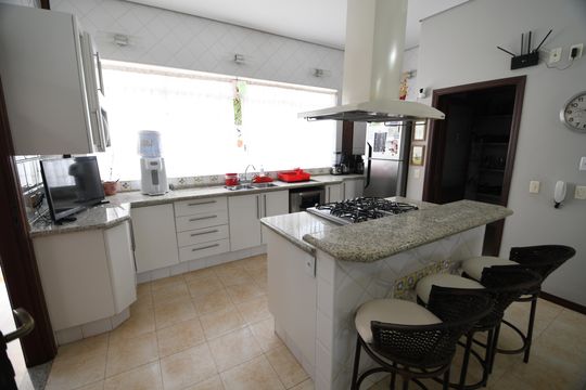 Cozinha de casa de condomínio à venda com 4 quartos, 470m² em Loteamento Alphaville Campinas, Campinas