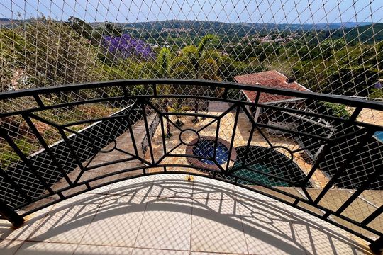 Sacada de casa de condomínio à venda com 4 quartos, 356m² em Conjunto Habitacional Vila Santana (Sousas), Campinas
