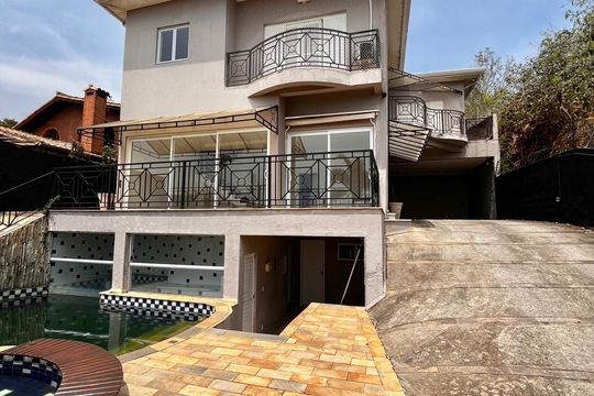 Fachada da Casa de casa de condomínio à venda com 4 quartos, 356m² em Conjunto Habitacional Vila Santana (Sousas), Campinas