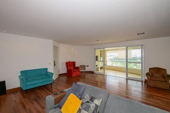 Sala de apartamento à venda com 3 quartos, 161m² em Vila Progredior, São Paulo