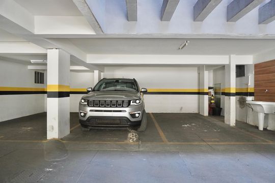 Garagem de apartamento para alugar com 4 quartos, 135m² em São Pedro, Belo Horizonte