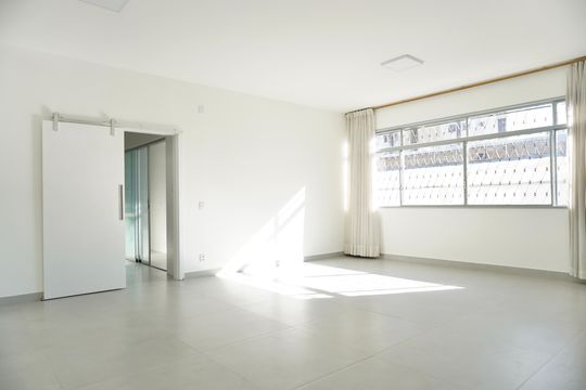 Apartamento para alugar com 4 quartos, 135m² em São Pedro, Belo Horizonte
