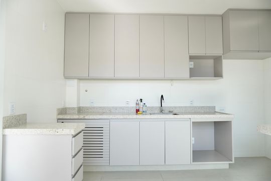 Cozinha de apartamento para alugar com 4 quartos, 135m² em São Pedro, Belo Horizonte