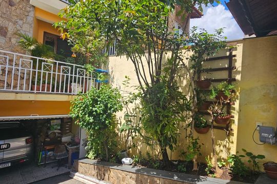 Área Externa de casa à venda com 3 quartos, 290m² em Jardim Brasilia, São Paulo