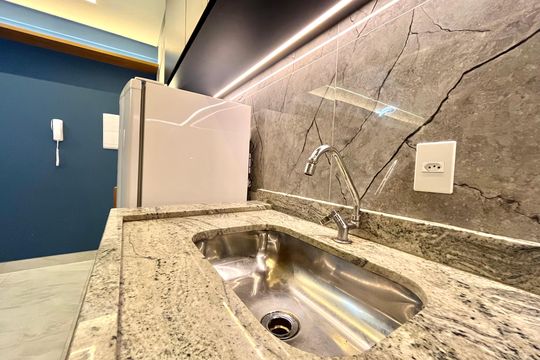 Cozinha de kitnet/studio à venda com 1 quarto, 28m² em Jardim Oriental, São Paulo