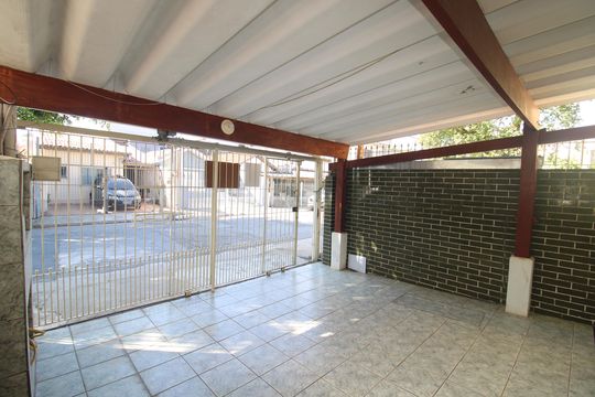 Garagem de casa à venda com 4 quartos, 161m² em Imirim, São Paulo
