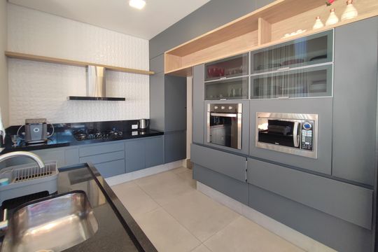 Cozinha de casa de condomínio à venda com 4 quartos, 340m² em Swiss Park, Campinas