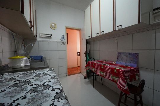 Cozinha de apartamento à venda com 3 quartos, 132m² em Vila Mariana, São Paulo