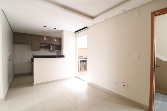 Apartamento para alugar com 2 quartos, 72m² em Jardim Holanda, Uberlândia