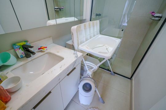 Banheiro da Suíte 2 de apartamento para alugar com 2 quartos, 78m² em Butantã, São Paulo