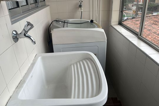 Área de Serviço de apartamento para alugar com 2 quartos, 80m² em Embaré, Santos