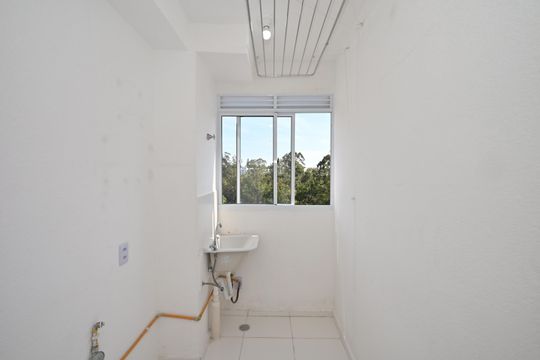 Área de Serviço  de apartamento para alugar com 2 quartos, 43m² em Jardim Paris, São Paulo