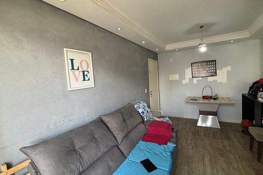 Sala de apartamento à venda com 2 quartos, 49m² em Parque Erasmo Assunção, Santo André