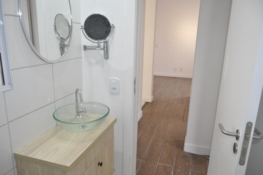 Banheiro Social de apartamento à venda com 2 quartos, 44m² em Engenho Novo, Rio de Janeiro