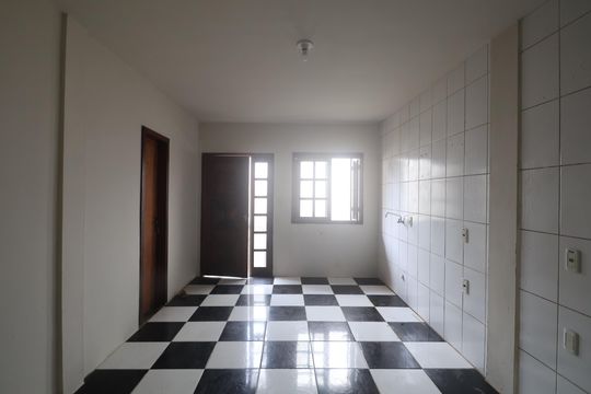 Sala/Cozinha de casa de condomínio à venda com 10 quartos, 300m² em Mathias Velho, Canoas