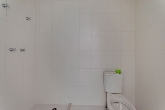 Banheiro de kitnet/studio para alugar com 1 quarto, 36m² em Vila Mariana, São Paulo