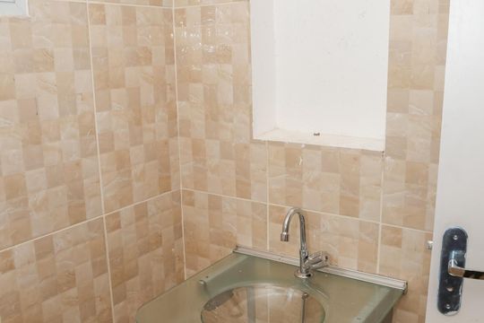 Banheiro de kitnet/studio à venda com 1 quarto, 50m² em Barra Funda, São Paulo