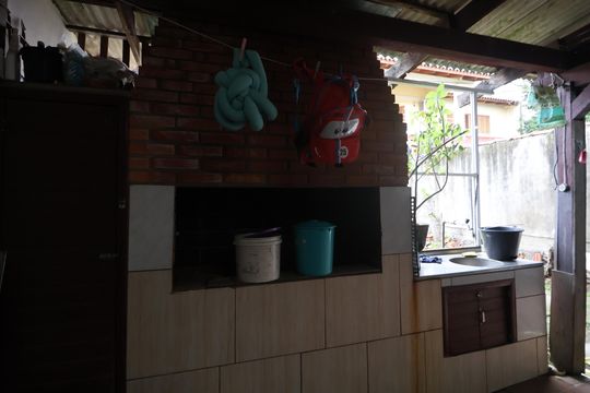 Área comum - Churrasqueira de casa à venda com 2 quartos, 160m² em Niterói, Canoas