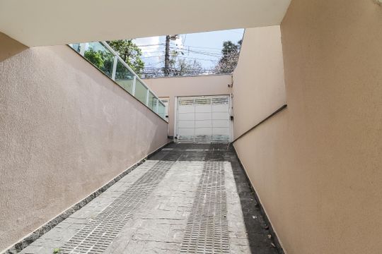 Entrada de Veículos de casa de condomínio para alugar com 2 quartos, 68m² em Itaquera, São Paulo