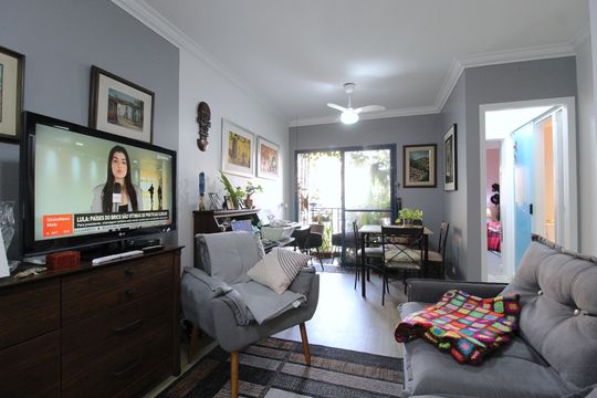 Sala de apartamento para alugar com 2 quartos, 70m² em Indianópolis, São Paulo