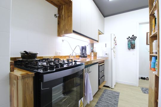 Cozinha e Área de Serviço de apartamento para alugar com 2 quartos, 70m² em Indianópolis, São Paulo