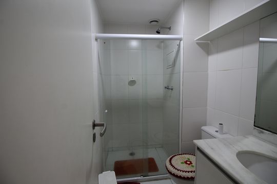 Banheiro Social de apartamento à venda com 3 quartos, 70m² em Jacarepaguá, Rio de Janeiro