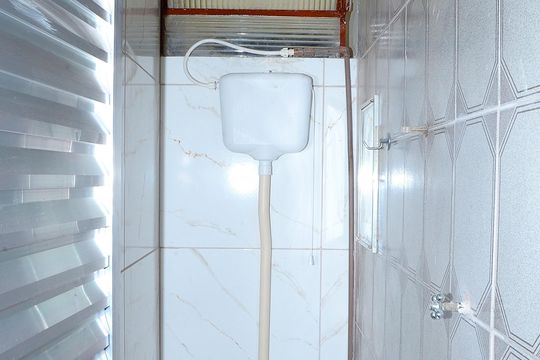 Banheiro de casa para alugar com 2 quartos, 75m² em Belmonte, Belo Horizonte