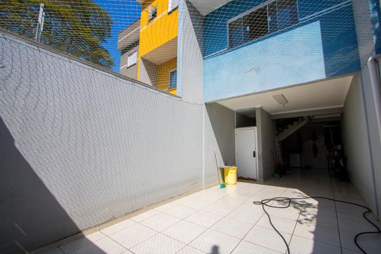 Garagem de casa à venda com 2 quartos, 72m² em Jardim Ipanema, Santo André