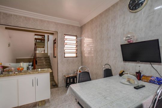 Cozinha de casa à venda com 3 quartos, 150m² em Vila Curuçá, Santo André