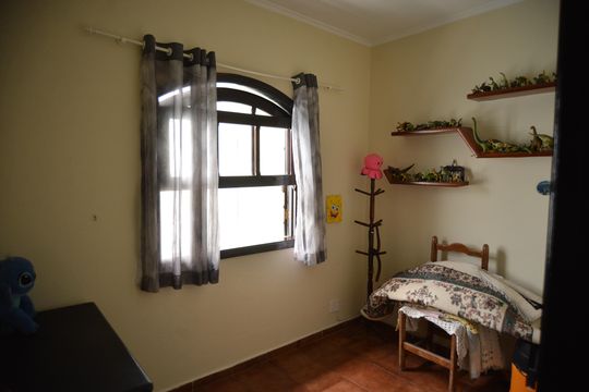 Quarto  de casa à venda com 3 quartos, 125m² em Vila Valparaíso, Santo André