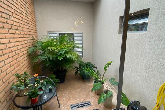 Casa à venda com 3 quartos, 259m² em Utinga, Santo André