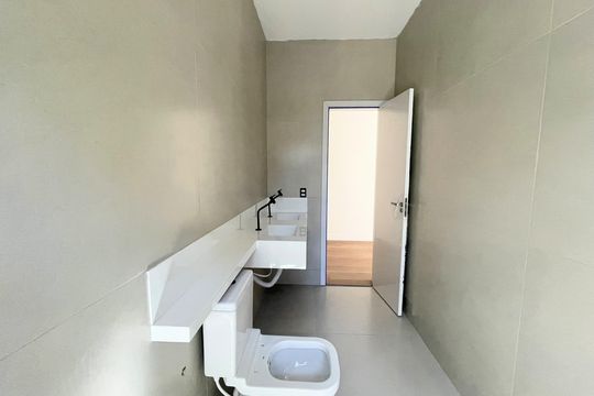 Banheiro da Suíte de casa à venda com 3 quartos, 190m² em Manacás, Belo Horizonte