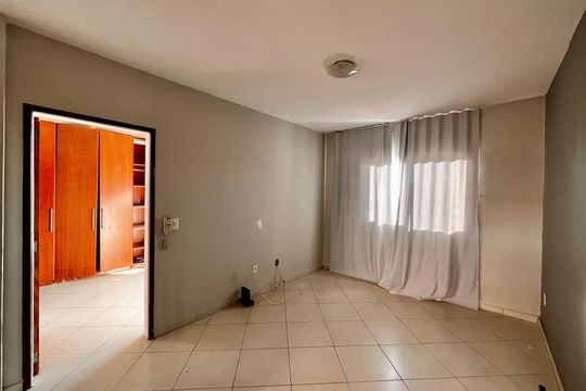 Sala de apartamento à venda com 1 quarto, 47m² em Jardim Chapadão, Campinas