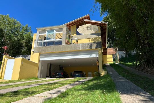 Casa para alugar com 5 quartos, 350m² em Parque Taquaral, Campinas
