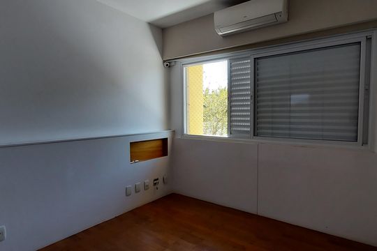 Casa para alugar com 5 quartos, 350m² em Parque Taquaral, Campinas