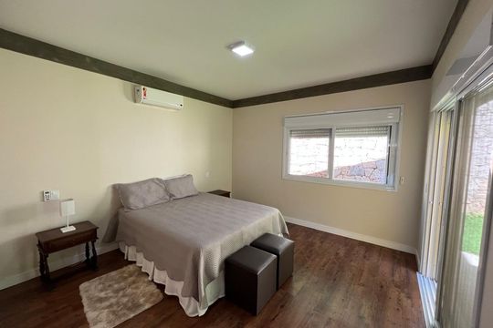 Casa para alugar com 5 quartos, 350m² em Parque Taquaral, Campinas