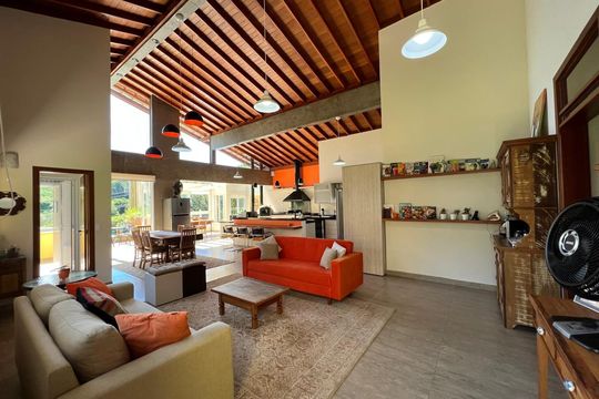 Casa para alugar com 5 quartos, 350m² em Parque Taquaral, Campinas