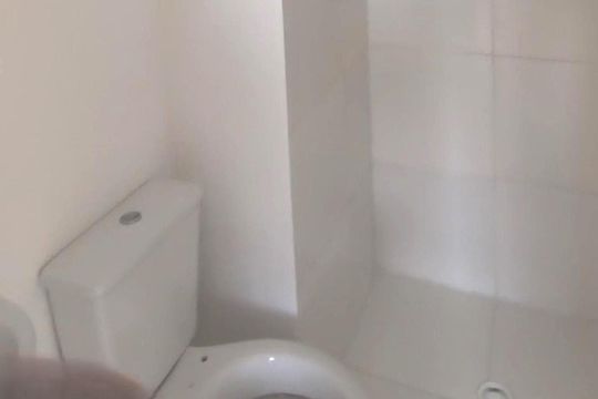 Banheiro de kitnet/studio à venda com 1 quarto, 20m² em Vila Santo Estefano, São Paulo