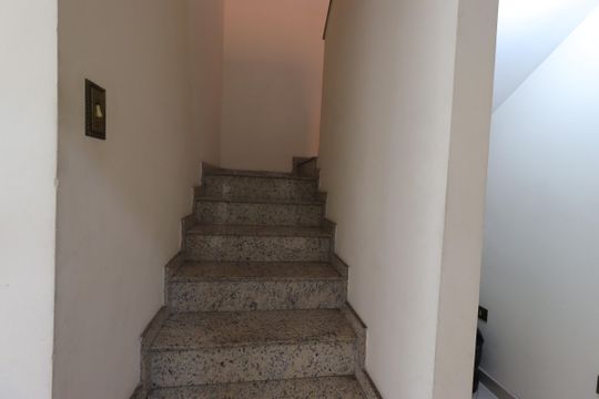 Escada de casa à venda com 3 quartos, 187m² em Santa Maria, Santo André